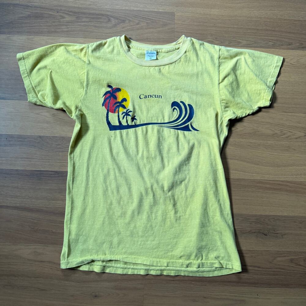 Vintage 1980's Karibbean Cancun Mexico Light Yellow Blue Beach Shirt Sz Small